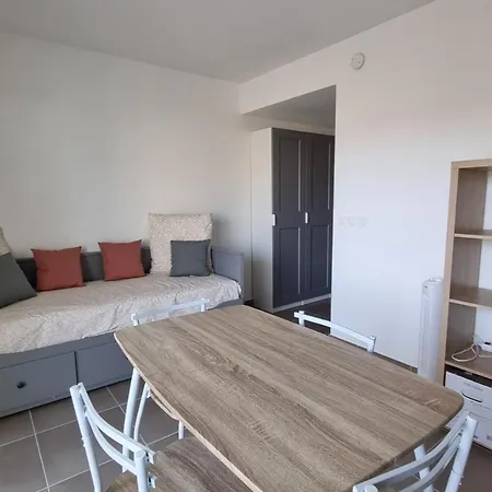 Brand New Studio With Balcony In Nice ! Апартаменты *